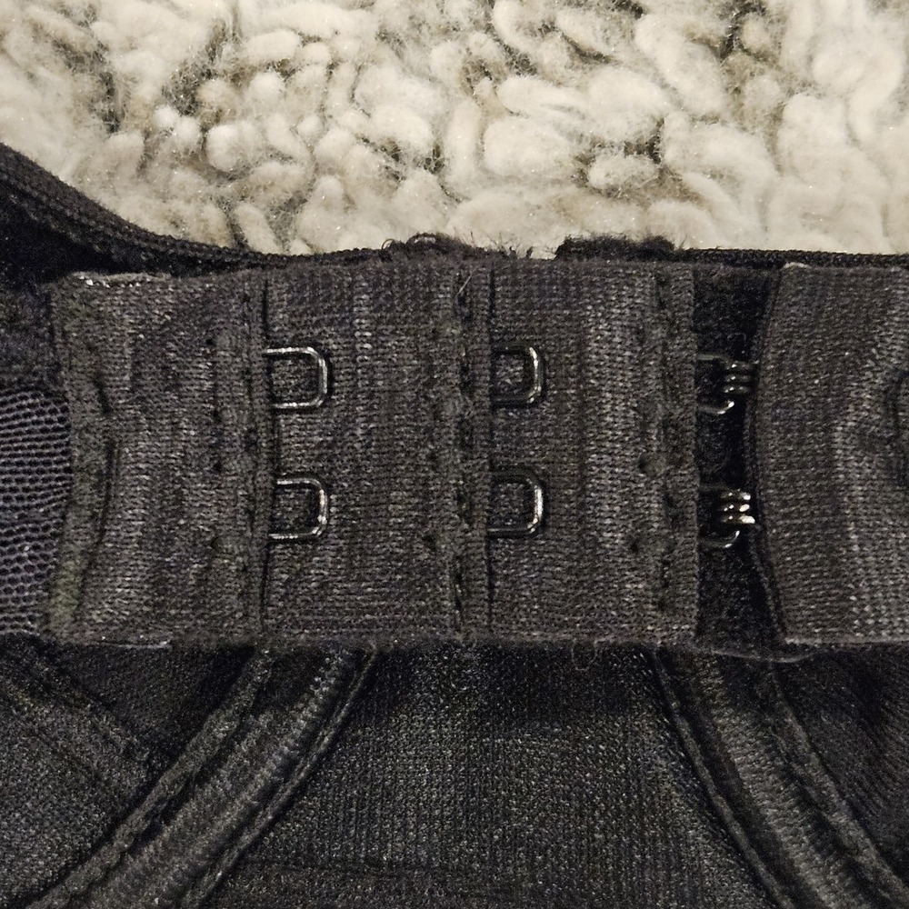 Victoria Secret Vintage 34D Black Floral Velvet Burnout Sheer Wired Bra 1996 - Picture 8 of 10